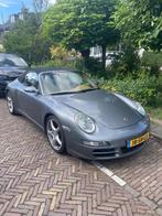 Porsche 911 3.8 Carrera 4 S Cabrio AUT 2006 Grijs, Auto's, Automaat, Beige, Cabriolet, 4 stoelen