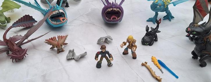 How to train your dragon - 12 actiefiguren, Kinderen en Baby's, Speelgoed | Actiefiguren, Zo goed als nieuw, Ophalen of Verzenden