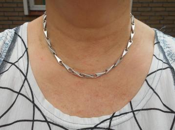 Zilveren modernist collier massieve schakel nr.415 beschikbaar voor biedingen
