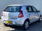 Dacia Sandero BWJ 2009 | 1.6 Lauréate | 88 PK | NWE APK | A, Auto's, Voorwielaandrijving, Gebruikt, 1011 kg, 4 cilinders