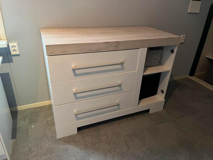 TWF ledikant 70x140 incl junior zijden en commode, Kinderen en Baby's, Kinderkamer | Complete kinderkamers, Gebruikt, Ophalen