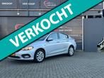 Fiat Tipo 1.4 16V Lounge CLIMATE|CRUISE|CAM|PDC|CARPLAY|EL.R, Auto's, Fiat, Gebruikt, Euro 6, Handgeschakeld, 1368 cc