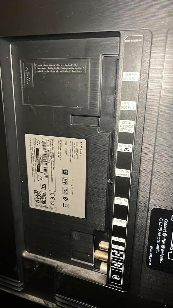 Samsung 85-inch Crystal UHD, Computers en Software, Servers, Niet werkend, Onbekend, 8 GB, Ophalen