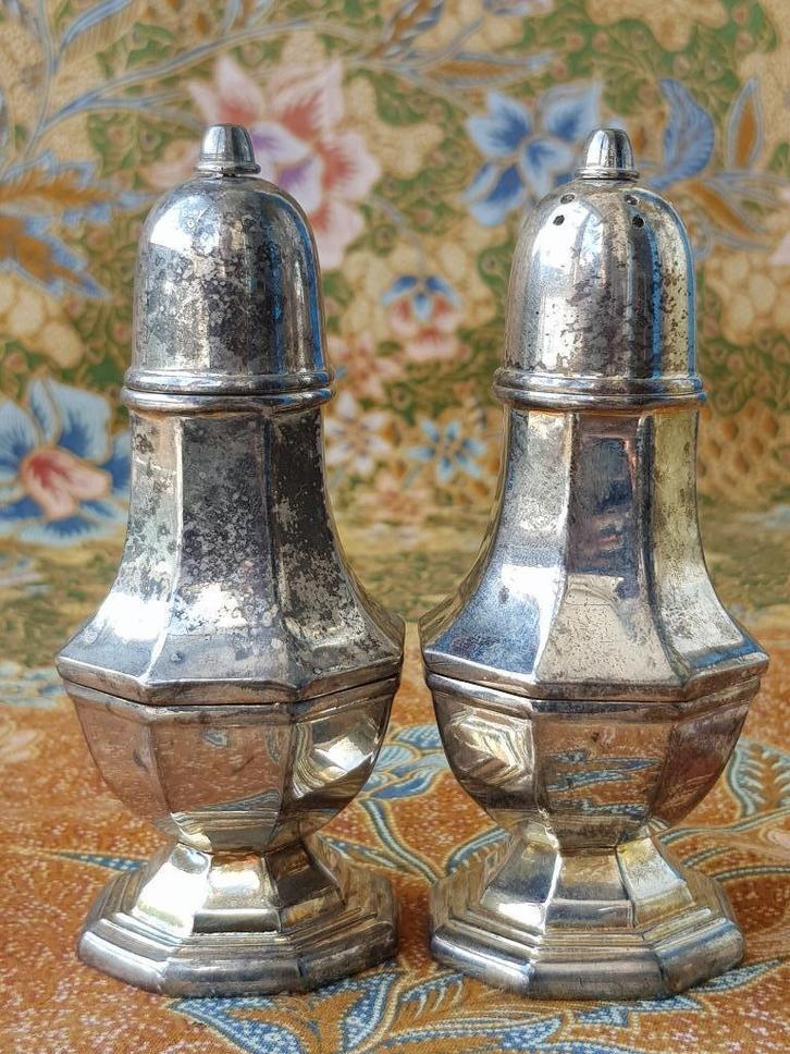 Peper en zout mooi stel oude Engelse silverplate strooiers., Antiek en Kunst, Antiek | Woonaccessoires, Ophalen of Verzenden