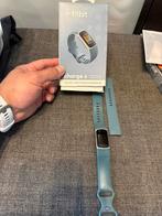 Fitbit Charge 5 (steel blue), Sport en Fitness, Hartslagmeters, Ophalen of Verzenden, Zo goed als nieuw, Overige merken, Waterdicht