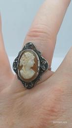 Antieke Zilveren Camee Ring - Zwaardje 1953, 18 tot 19, Ophalen of Verzenden, Dame, Zilver