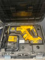 De Walt DCS367 Reprozaag 1x accu 1x lader, Doe-het-zelf en Verbouw, Ophalen of Verzenden, Zo goed als nieuw, Minder dan 600 watt