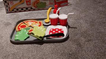 Speelsetje pizza's beschikbaar voor biedingen