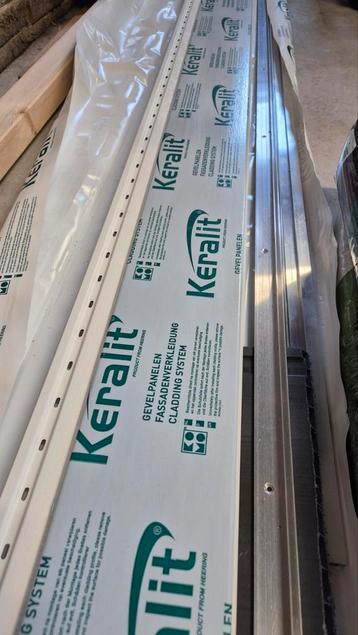Keralit partij RAL 9016 o.a. Sponningdeel 143/ 3x 600cm beschikbaar voor biedingen