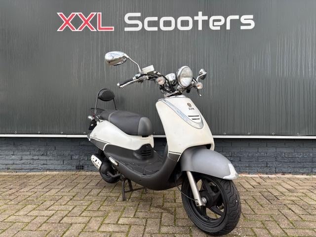 SYM Allo 25 Km/u Incl. beurt en 6 maanden garantie, Fietsen en Brommers, Scooters | SYM, Gebruikt, Allo, Maximaal 25 km/u, Benzine