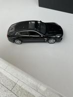 Porsche Panamera Turbo, Hobby en Vrije tijd, Modelauto's | 1:43, Ophalen, Zo goed als nieuw, Auto, Overige merken