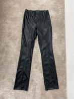 Nieuw leuke dames broek van leer maat 38, Kleding | Dames, Broeken en Pantalons, Maat 38/40 (M), Zwart, Ophalen of Verzenden, Zo goed als nieuw