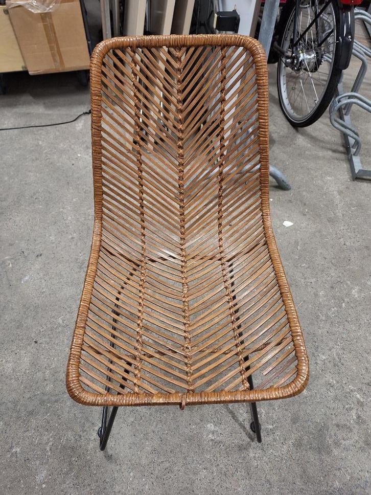 Kare design stoel, Rotan, Huis en Inrichting, Stoelen, Gebruikt, Vijf, Zes of meer stoelen, Riet of Rotan, Bruin, Ophalen