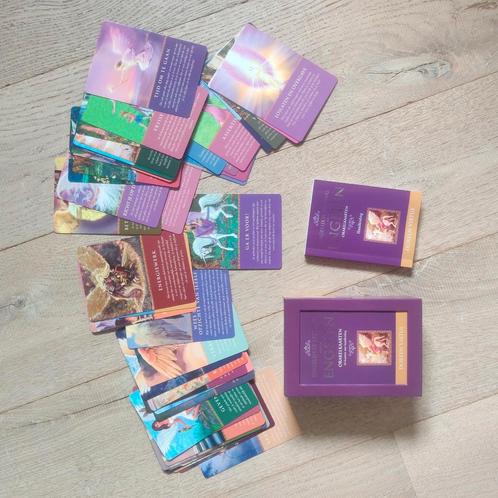Doreen Virtue - Dagelijkse begeleiding van je engelen, Boeken, Esoterie en Spiritualiteit, Zo goed als nieuw, Overige typen, Tarot of Kaarten leggen