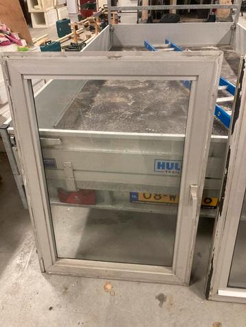 Aluminium kozijnen draai kiep 94*134 beschikbaar voor biedingen