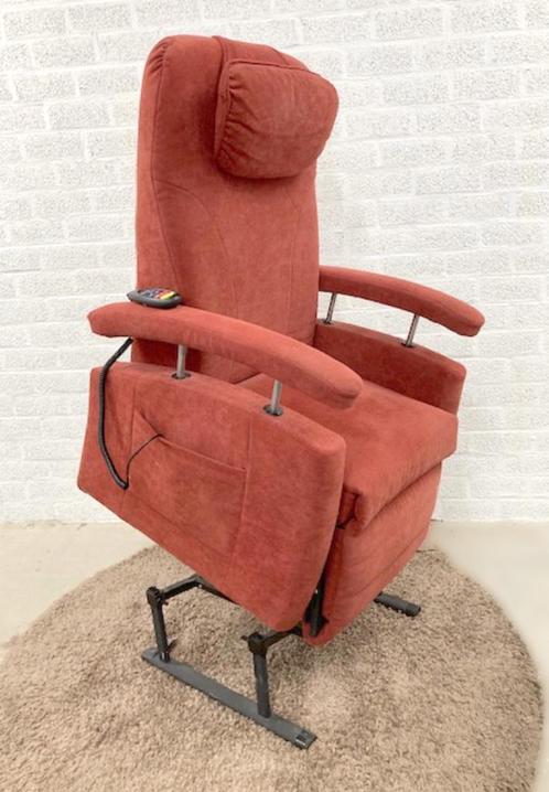 Fitform Vario, kleur Rood, 3 motoren i.z.g.s., Diversen, Verpleegmiddelen, Zo goed als nieuw, Ophalen