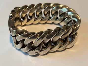 Buddha to Buddha Armband Chain XL beschikbaar voor biedingen