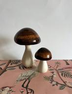 Twee mooie decoratieve paddenstoelornamenten van hars, Ophalen of Verzenden, Nieuw, Overige typen