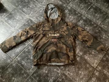 Napapijri geographic camouflage beschikbaar voor biedingen