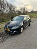 Volkswagen Polo Zwart 1.0 - Nieuwe APK + Getinte ramen, Auto's, Zwart, Origineel Nederlands, Handgeschakeld, Particulier
