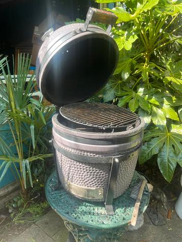 Grill guru -  grillguru compact bbq- ei egg bbq kemado beschikbaar voor biedingen