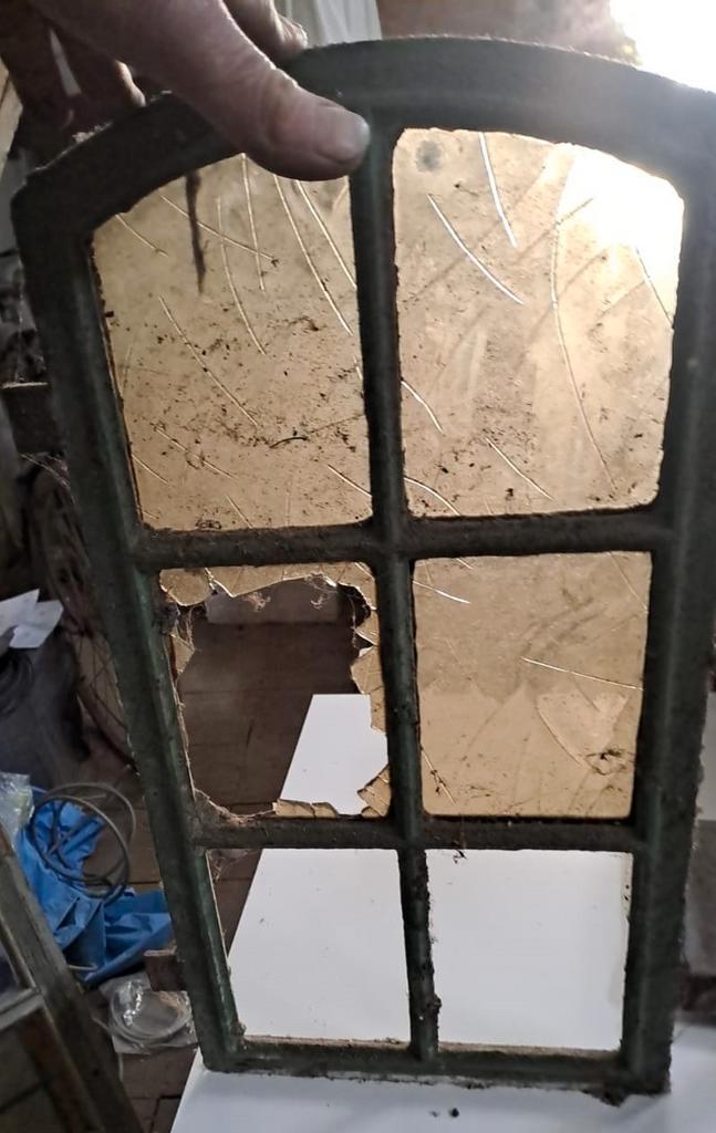 Oud ijzeren stalraam, 320x600mm, Doe-het-zelf en Verbouw, Glas en Ramen, Gebruikt, Gevelraam of Ruit, Minder dan 80 cm, Minder dan 80 cm