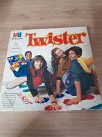 twister orginele editie - s4813, Hobby en Vrije tijd, Gezelschapsspellen | Bordspellen, Ophalen of Verzenden, Zo goed als nieuw