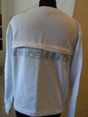 VENICE BEACH  SWEATER MAAT S beschikbaar voor biedingen