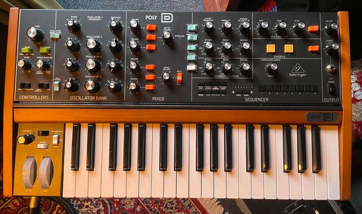 Behringer Poly D - Zo goed als nieuw + Softcase, Muziek en Instrumenten, Synthesizers, Zo goed als nieuw, Overige aantallen, Overige merken