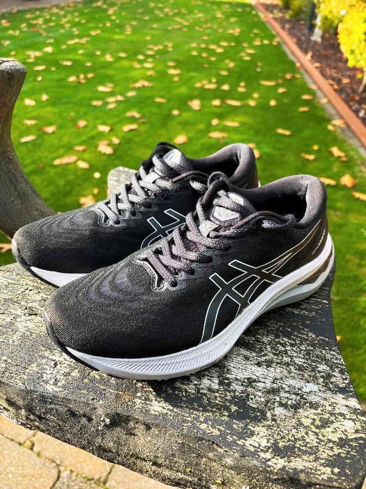 Hardloopschoenen - ASICS GT-2000 11 - dames, Sport en Fitness, Loopsport en Atletiek, Gebruikt, Hardloopschoenen, Hardlopen, Asics