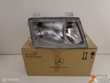 A9018200261 KOPLAMP RE ZONDER MISTLAMP NOS OEM MERCEDES-BENZ beschikbaar voor biedingen