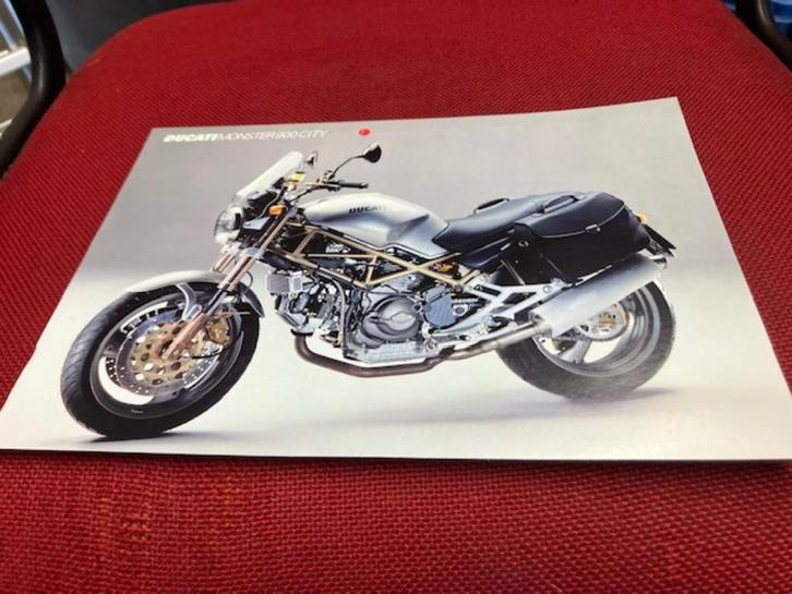 Nieuwe originele folder Ducati M900 MonsterCity Mostro, Motoren, Handleidingen en Instructieboekjes, Ducati, Ophalen of Verzenden