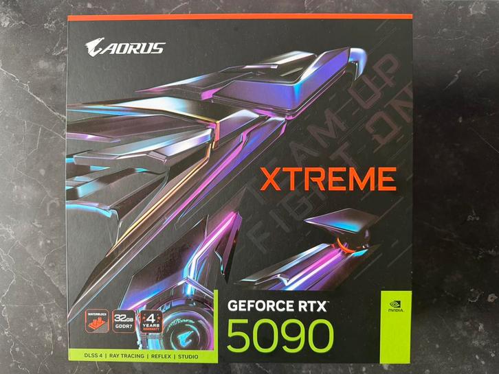 Gigabyte AORUS GeForce RTX 5090 XTREME WATERFORCE WB 32G, Computers en Software, Videokaarten, Nieuw, Nvidia, PCI-Express 5.0