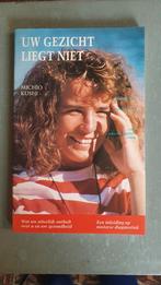Uw gezicht liegt niet, Boeken, Ophalen of Verzenden, Zo goed als nieuw, Noord-Brabant