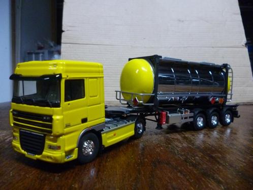 Tekno DAF XF105 met swaptrailer in demo uitvoering, Hobby en Vrije tijd, Modelauto's | 1:50, Nieuw, Bus of Vrachtwagen, Tekno