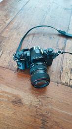 Canon A1 fototoestel uitgebreid met lenzen en koffer, Audio, Tv en Foto, Fotocamera's Analoog, Ophalen, Zo goed als nieuw, Spiegelreflex