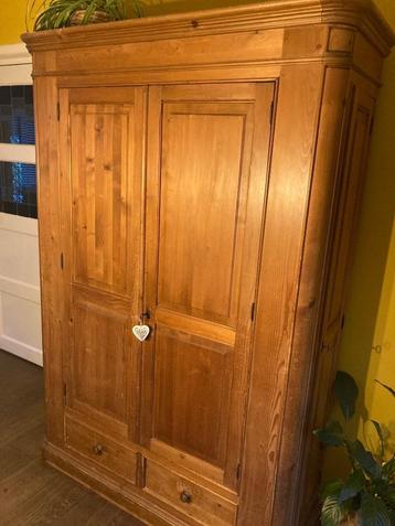 Buffetkast hout vintage kast brocante landelijk  beschikbaar voor biedingen