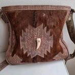 PH&T grote schoudertas bruin met koeienhuid., Sieraden, Tassen en Uiterlijk, Tassen | Damestassen, Ophalen of Verzenden, Zo goed als nieuw