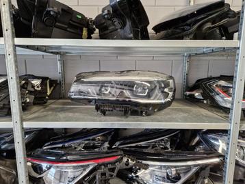 Facelift Bmw 2 serie F45 F46 LCI VOL LED koplamp unit, Verzenden, Gebruikt, BMW
