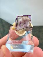 Fluorite met phantom cube chloriet en mica, Verzamelen, Mineralen en Fossielen, Ophalen of Verzenden