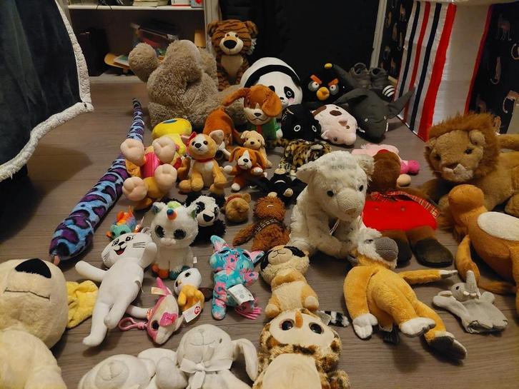 Een hoop knuffels voor pas geboren kinderen en oudere kids, Verzamelen, Complete verzamelingen en Collecties, Ophalen