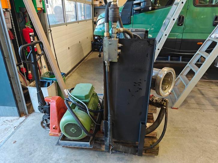 30KvA Generator met schakelkast en Complete Installatie, Doe-het-zelf en Verbouw, Aggregaten, Ophalen of Verzenden