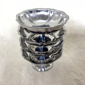 4 metalen ijs coupes uit Frankrijk beschikbaar voor biedingen