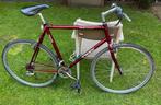 Trek hybride fiets, 28 inch, Gebruikt, 57 tot 61 cm, Meer dan 20 versnellingen