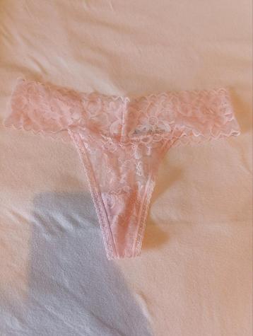 Luxe roze dames string met kant maat M beschikbaar voor biedingen
