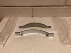 Te Koop : 2 stuks Handgrepen (Nieuw) ., Minder dan 50 cm, Nieuw, Ophalen of Verzenden, Minder dan 25 cm