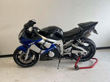 Yamaha YZF-R6 2001 beschikbaar voor biedingen