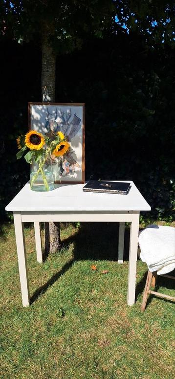 Wit Brocante Tafeltje/Bureau, schrijftafel, werkplek beschikbaar voor biedingen