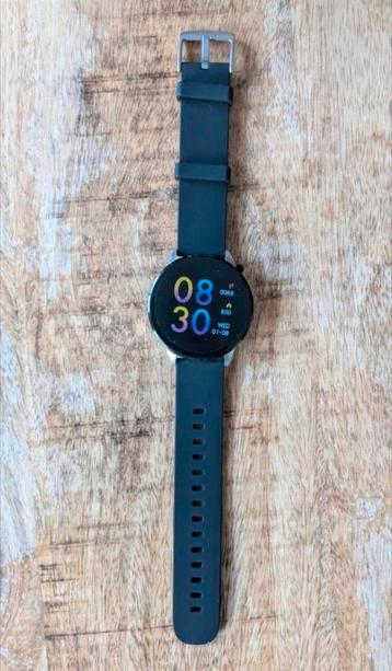 Oozoo Smartwatch Zilver - Nieuw in doos beschikbaar voor biedingen