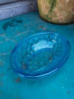 Glazen patéschaal kip irriserend blauw +-14cm Miekje's, Antiek en Kunst, Antiek | Glas en Kristal, Ophalen of Verzenden